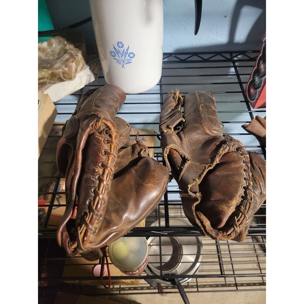 Vtg 1940s 50s Rawlings Playmaker and another vintage glove